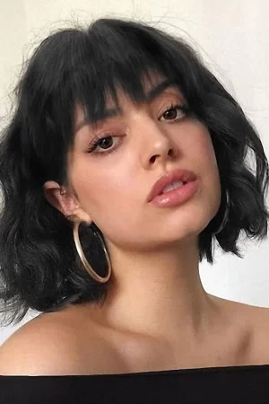 I's a wig Short Black Bob Wavy Wigs With Bangs for Women Synthetic Wig Heat Resistant Fiber Red Black Pink Hairs