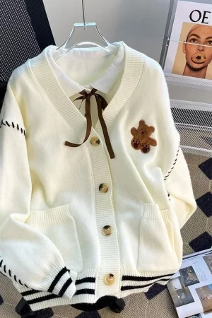 Cartoon Bear Stickers Female 2024 Autumn New Preppy Style Loose Sweet Pocket Knitted Long-sleeved Sweater Cardigan Top
