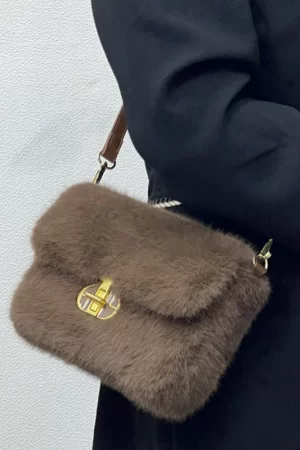 New Fashionable Autumn/Winter Faux Fur Small Square Bag Trendy High-End Niche Versatile Single-Shoulder Faux Fur Crossbody Bags